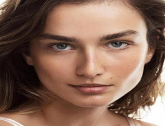 十大彩妝品牌排行榜,香奈兒是世界高端奢侈品牌、迪奧產品種類多 十大彩妝品牌排行榜,香奈兒是世界高端奢侈品牌、迪奧產品種類多