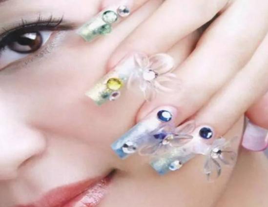 ʮ�����׼���Ʒ�����а��MΡ���ױ鲼ȫ�����a�����׌��I(y��)�ԏ�