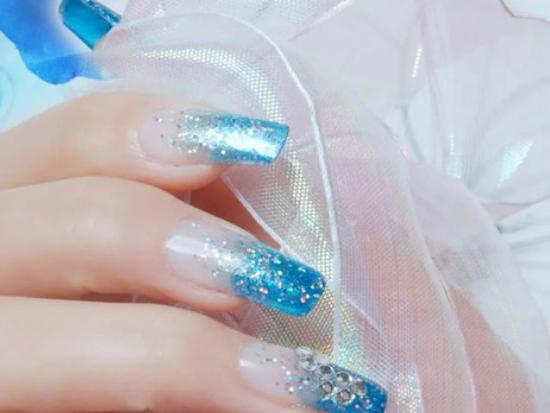 ʮ�����׼���Ʒ�����а��MΡ���ױ鲼ȫ�����a�����׌��I(y��)�ԏ�