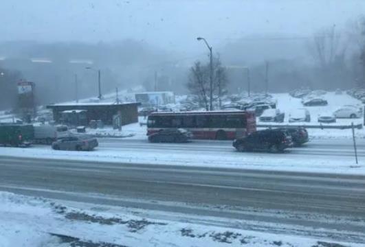 ��ʲô��3���˱���߀����ѩ��3�·�ȥ������ʲô�·���