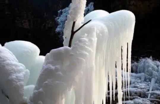 ����2�·ݵĚ��һ����ٶȣ�����2�·ݕ���ѩ��