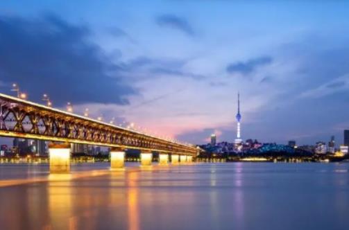 �������g�m���m��ȥ��h����h�^�깫��܇�\�I�r�g����ô�ӵ�