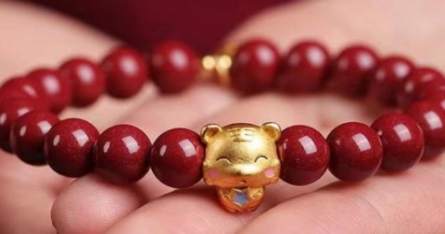 ��ɰ�����Լ���Ѫ����ʲô ��ɰ�����J����