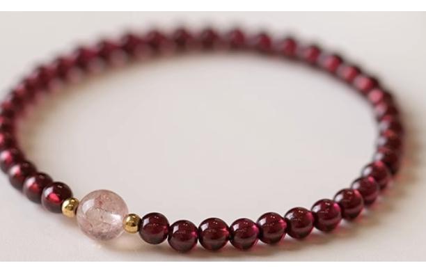 石榴石千萬不能亂戴 石榴石佩戴禁忌 石榴石千萬不能亂戴 石榴石佩戴禁忌