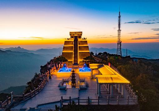 中國最適合去露營十大山峰,武功山風景區(qū)、龜蒙景區(qū)給你不一樣的體驗 中國最適合去露營十大山峰,武功山風景區(qū)、龜蒙景區(qū)給你不一樣的體驗