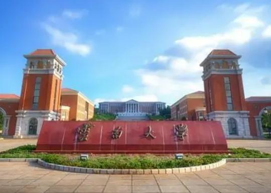 中國最美校園排行榜,武漢大學是賞櫻勝地、廈門大學風景如畫 中國最美校園排行榜,武漢大學是賞櫻勝地、廈門大學風景如畫