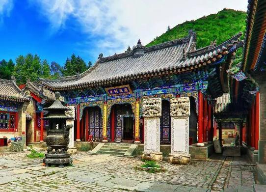 �Ї�ʮ������ɽ���������_ɽ���������_�ĵ�������üɽ�L����