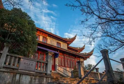 �Ї�ʮ������ɽ���������_ɽ���������_�ĵ�������üɽ�L����