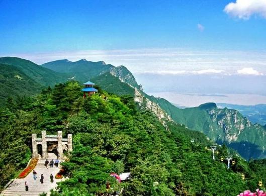 �Ї�ʮ������ɽ���������_ɽ���������_�ĵ�������üɽ�L����