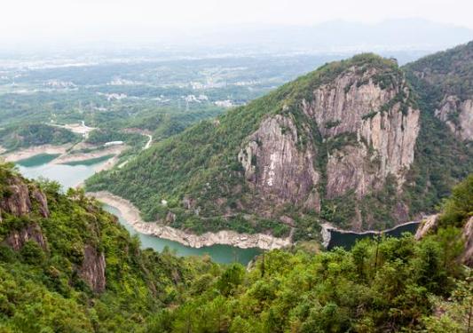 �Ї�ʮ������ɽ���������_ɽ���������_�ĵ�������üɽ�L����