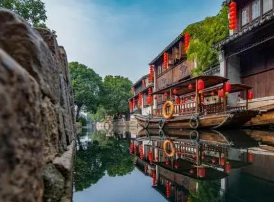 �Ї�ʮ����ɫС����а�����������Ƿ����ű�ˮ悺�����ɫ