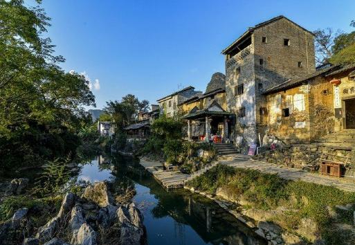 �Ї�ʮ����ɫС����а�����������Ƿ����ű�ˮ悺�����ɫ