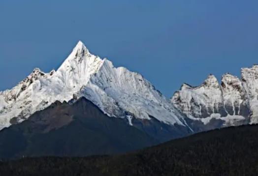 梅里雪山高反嚴(yán)重嗎?6月份去梅里雪山穿什么衣服 梅里雪山高反嚴(yán)重嗎?6月份去梅里雪山穿什么衣服