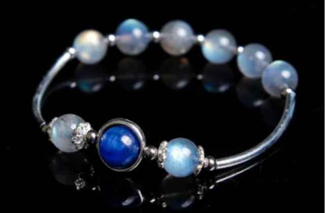 月光石有假貨嗎 假的月光石怎么做到 月光石有假貨嗎 假的月光石怎么做到