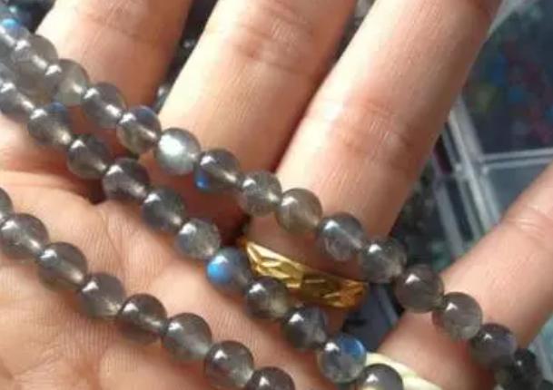 ���¹�ʯ�Ŵ��^���������߆� ��ʮ�K�Ļ��¹�ʯ����ļٵ�