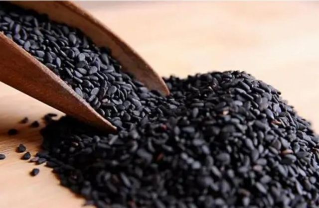 上廁所上不出來(lái)吃什么可改善 這個(gè)夏天怎么給腸道排毒