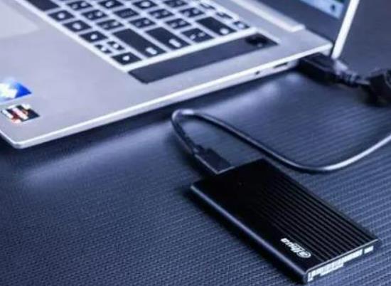 怎么區(qū)分移動(dòng)硬盤(pán)和固態(tài)硬盤(pán)?移動(dòng)硬盤(pán)使用時(shí)的放置問(wèn)題 怎么區(qū)分移動(dòng)硬盤(pán)和固態(tài)硬盤(pán)?移動(dòng)硬盤(pán)使用時(shí)的放置問(wèn)題