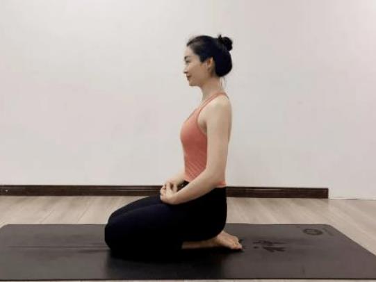 感冒時怎么練瑜伽?哪些瑜伽動作對卵巢好 感冒時怎么練瑜伽?哪些瑜伽動作對卵巢好