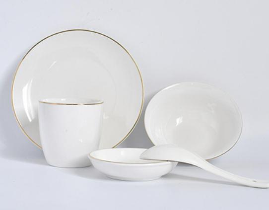 十大日用陶瓷品牌排行榜,RL紅葉陶瓷絢麗多彩、華光陶瓷采用無鉛釉技術 十大日用陶瓷品牌排行榜,RL紅葉陶瓷絢麗多彩、華光陶瓷采用無鉛釉技術