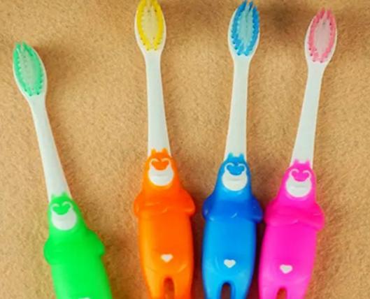 十大兒童牙刷品牌排行榜,獅王兒童牙刷、高露潔兒童牙刷深受消費者好評 十大兒童牙刷品牌排行榜,獅王兒童牙刷、高露潔兒童牙刷深受消費者好評