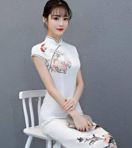 穿旗袍佩戴什么首飾?穿旗袍要注意什么?